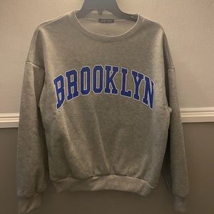 Shein crewneck. Size M. Color: grey